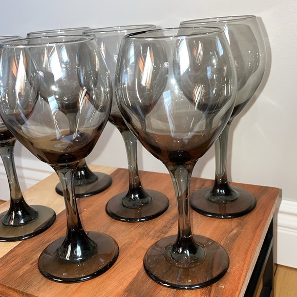 🍷Set of 6 Smoke Gray Ombré Wine Glasses 🍷 EUC! No chips or cracks! - Picture 7 of 16